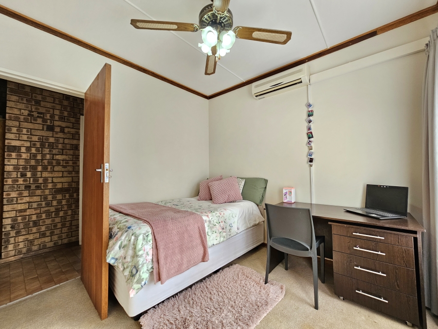 4 Bedroom Property for Sale in El Toro Park Northern Cape